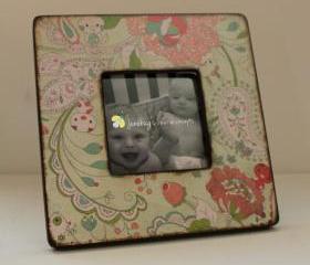 4x4 Wood Photo Frame Floral Baby Animals
